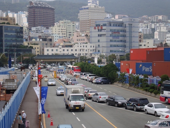 釜山港国際旅客ターミナルへ繋がる道路